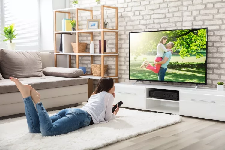 10 Best TV Under $200 in 2022 – Reviews & Guide