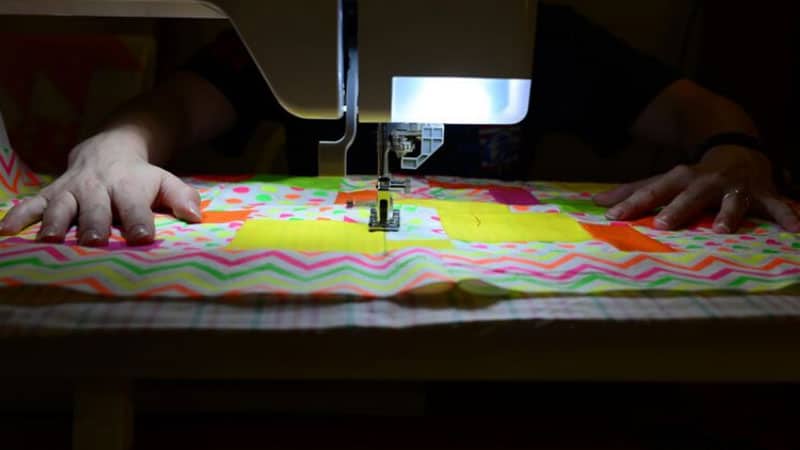 10 Diy Sewing Table Plans That Are Very Easy To Follow