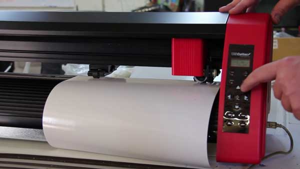 How To Use Vinyl Cutting Machine