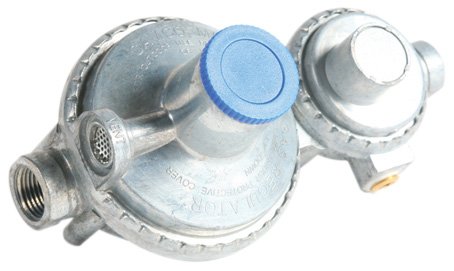 Camco 59313 Vertical Two Stage Propane Regulator