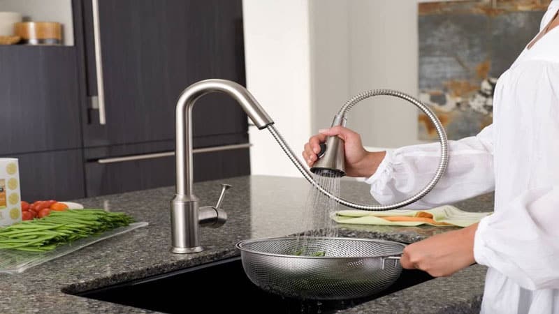 5 Best Pull Down Kitchen Faucets 2023 – Reviews & Guide