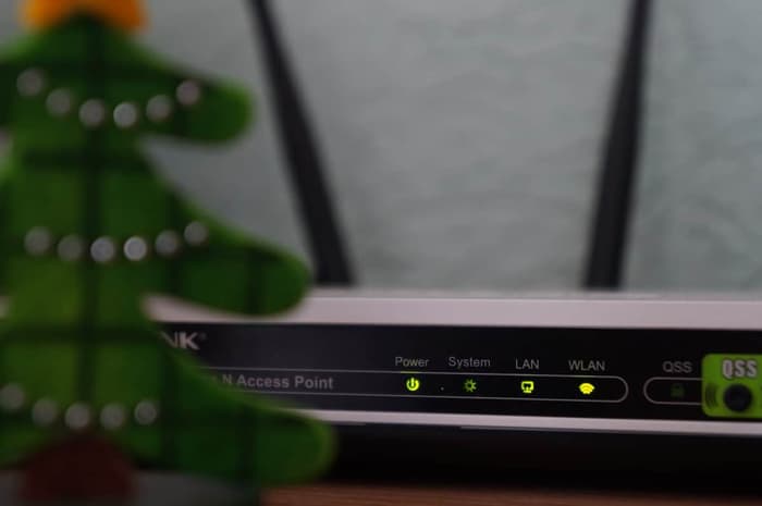 Spectrum Compatible Router